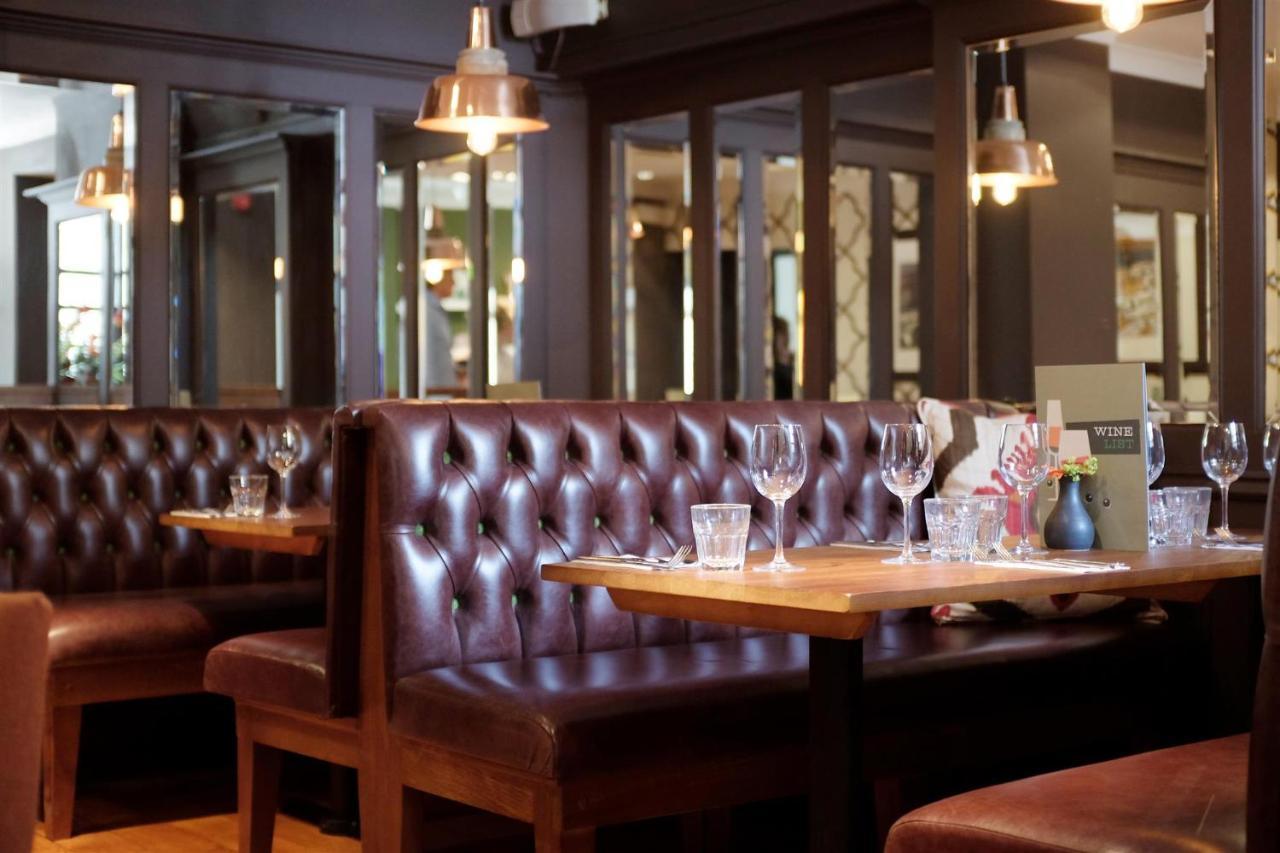 The Fleece Hotel Witney Exterior photo